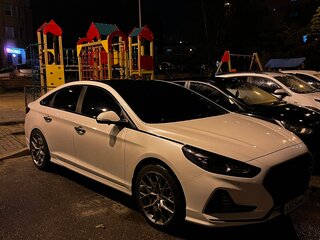 2017 Hyundai Sonata VII (LF) Рестайлинг, белый, 2800000 рублей, вид 4
