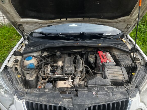 2012 Skoda Yeti I, белый, 680000 рублей - вид 6