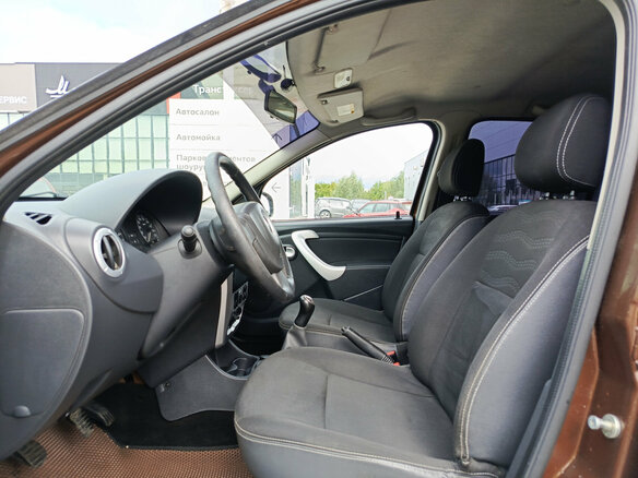 2013 Renault Sandero Stepway I, коричневый, 690000 рублей - вид 15