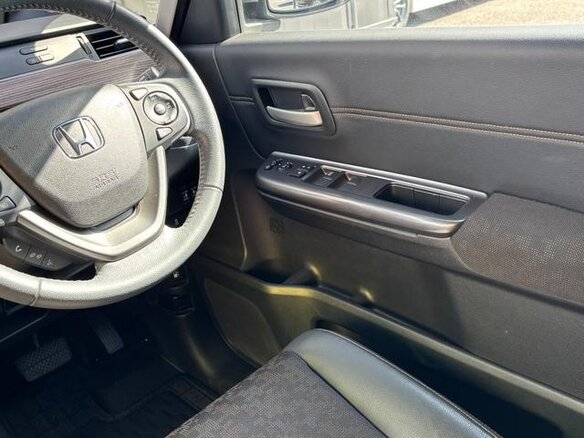 2022 Honda Freed II Рестайлинг, белый - вид 13