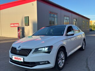 2016 Skoda Superb III, белый, 1700000 рублей, вид 1