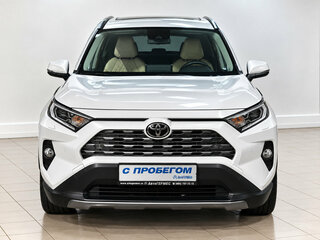 2021 Toyota RAV4 V (XA50), белый, 3250000 рублей, вид 2