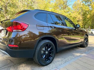 2013 BMW X1 18i I (E84) Рестайлинг, коричневый, 1300000 рублей, вид 1