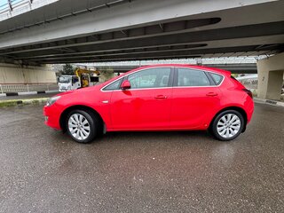 2012 Opel Astra J, красный, 900000 рублей, вид 5