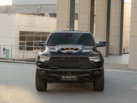 2025 Ram 1500 RHO V Рестайлинг, чёрный, 10300000 рублей, вид 1