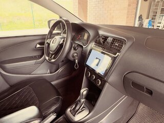2020 Volkswagen Polo V Рестайлинг, белый, 880000 рублей, вид 3