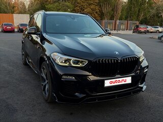 2019 BMW X5 40i IV (G05/G18), чёрный, 6700000 рублей, вид 2