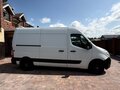 2013 Renault Master, белый, 1795000 рублей - вид 2