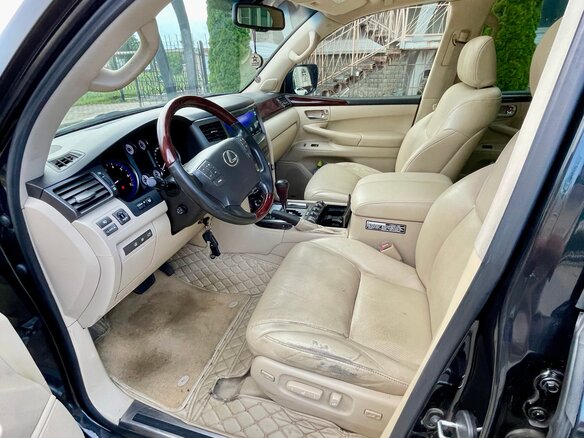 2008 Lexus LX 570 III, чёрный - вид 5