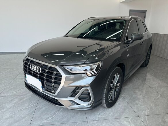 2022 Audi Q3 35 TFSI II (F3), серый
