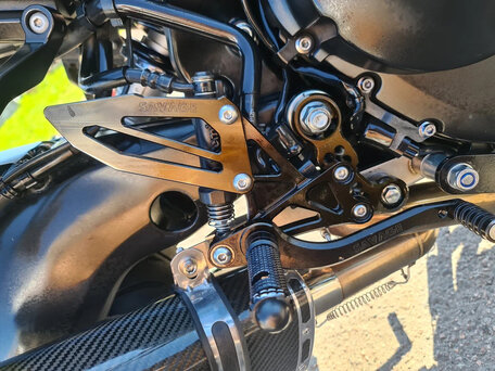 2017 Yamaha MT-09 Tracer (FJ-09), зелёный, 845000 рублей, вид 5