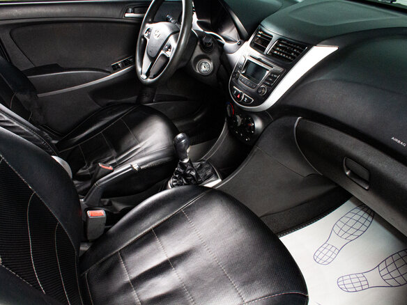 2014 Hyundai Solaris I Рестайлинг, чёрный, 799000 рублей - вид 8