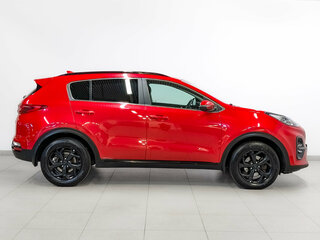 2021 Kia Sportage IV Рестайлинг, красный, 1925000 рублей, вид 4