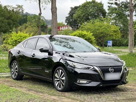 2022 Nissan Sylphy IV (B18), чёрный, 1310000 рублей, вид 2