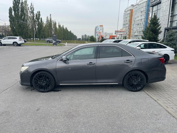 2012 Toyota Camry VII (XV50), серебристый, 1230000 рублей - вид 7