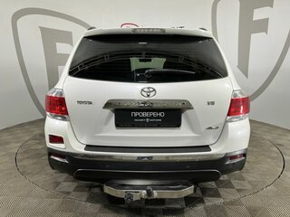 2013 Toyota Highlander II (XU40) Рестайлинг, белый, 2049000 рублей, вид 3