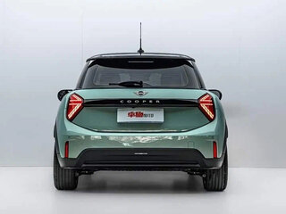 2025 Mini Hatch C IV (F65/F66/J01), зелёный, 3503124 рублей, вид 5
