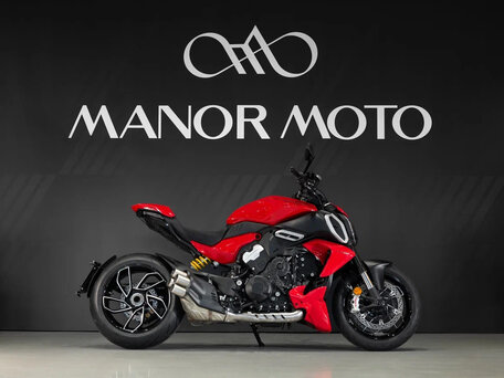 2025 Ducati Diavel V4, красный, 3250000 рублей, вид 1
