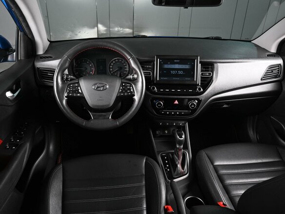 2020 Hyundai Solaris II Рестайлинг, синий, 1659000 рублей - вид 5