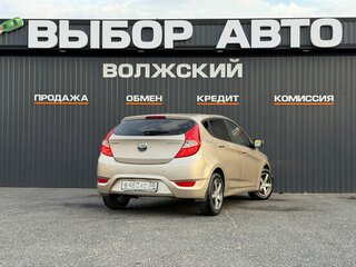 2011 Hyundai Solaris I, бежевый, 670000 рублей, вид 2