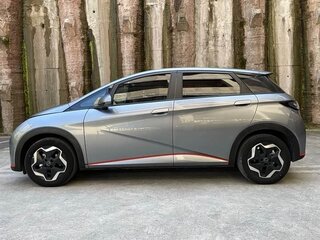 2023 BYD Dolphin 44.9 kWh I, серый, 1320000 рублей, вид 4