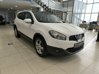 2011 Nissan Qashqai+2 I Рестайлинг, белый, 1099000 рублей, вид 3