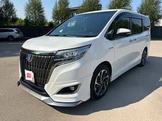 2019 Toyota Esquire I Рестайлинг, белый, 2675000 рублей, вид 2
