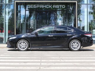 2020 Toyota Camry VIII (XV70), чёрный, 2550000 рублей, вид 2