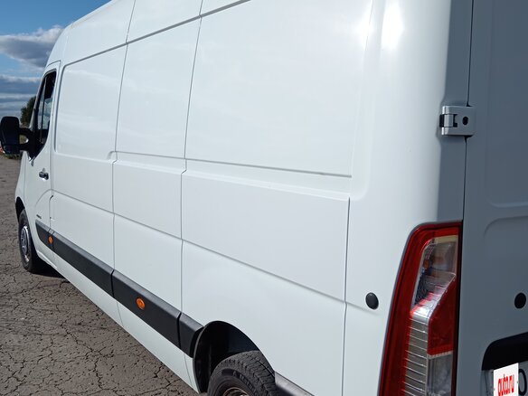 2013 Renault Master, белый, 2600000 рублей - вид 4