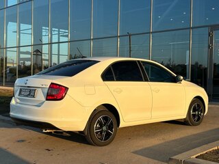2018 Skoda Rapid I Рестайлинг, белый, 1335000 рублей, вид 2