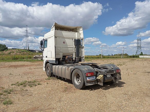 2017 DAF XF 105, белый, 3655000 рублей - вид 3
