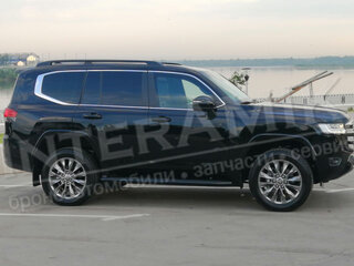 2023 Toyota Land Cruiser 300 Series, чёрный, 19500000 рублей, вид 2