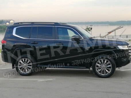 2023 Toyota Land Cruiser 300 Series, чёрный, 19500000 рублей, вид 2