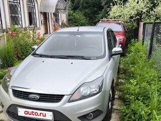 2010 Ford Focus II Рестайлинг, серебристый, 490000 рублей, вид 4