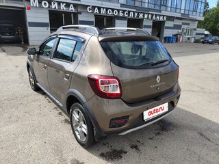 2021 Renault Sandero Stepway II Рестайлинг, бежевый, 1280000 рублей, вид 5