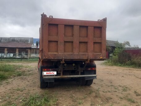 2012 Sinotruk Howo ZZ3327, красный, 1750000 рублей, вид 2