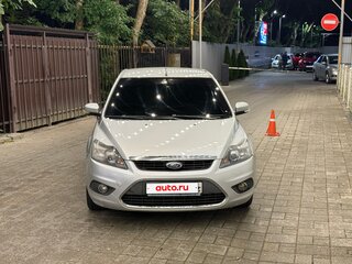2010 Ford Focus II Рестайлинг, серебристый, 450000 рублей, вид 5