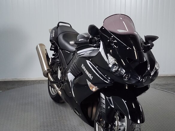 2007 Kawasaki ZZR 1400, чёрный, 599000 рублей - вид 2