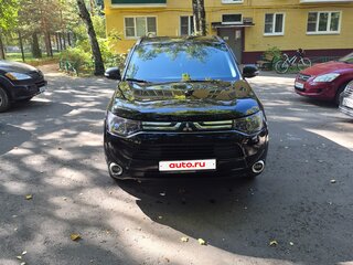 2013 Mitsubishi Outlander III, чёрный, 1730000 рублей, вид 1