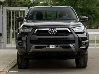 2025 Toyota Hilux VIII Рестайлинг 2, чёрный, 7390000 рублей, вид 2
