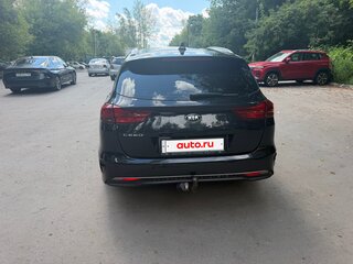 2019 Kia Ceed III, чёрный, 1350000 рублей, вид 3