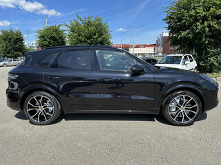 2018 Porsche Cayenne Turbo III, чёрный, 8290000 рублей, вид 5