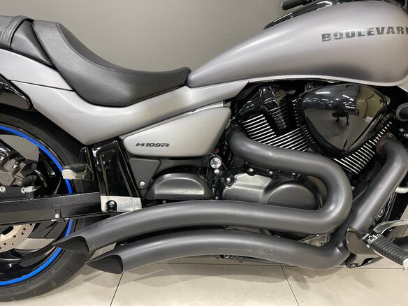 2017 Suzuki Boulevard M109R, серый, 1250000 рублей - вид 18