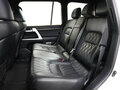 2017 Toyota Land Cruiser 200 Series Рестайлинг 2, белый - вид 9