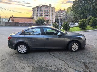 2010 Chevrolet Cruze I, серый, 410000 рублей, вид 4