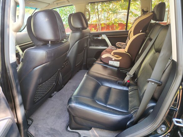 2013 Toyota Land Cruiser 200 Series Рестайлинг 1, чёрный, 3900000 рублей - вид 23