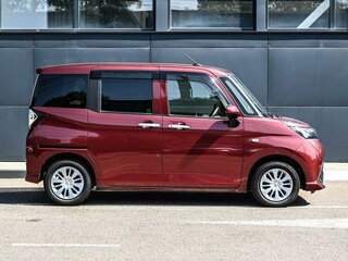 2019 Toyota Tank I, красный, 1160000 рублей, вид 5
