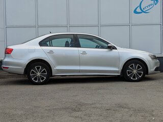 2012 Volkswagen Jetta VI, серебристый, 955000 рублей, вид 4