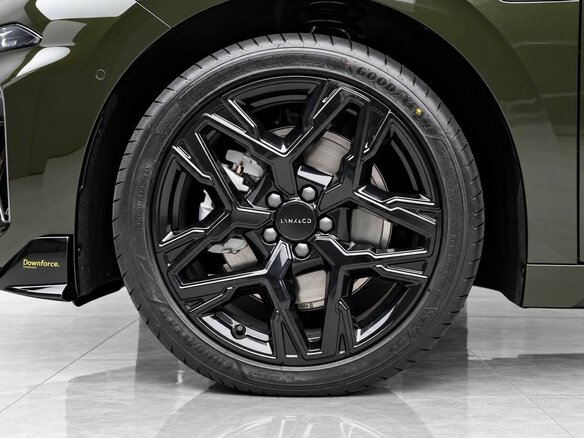 2026 Lynk & Co 07 GT I Рестайлинг, зелёный, 4490000 рублей - вид 8