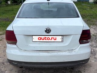 2019 Volkswagen Polo V Рестайлинг, белый, 515000 рублей, вид 4